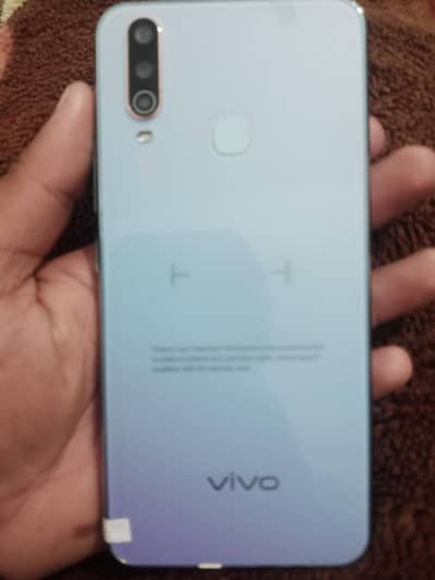vivo y17