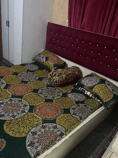 King size bed with matress included