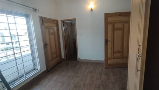 12 Marla Upper Portion available for rent in G15