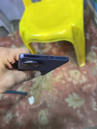 Vivo v40/12/256/5g/ 10/10 complete box charge