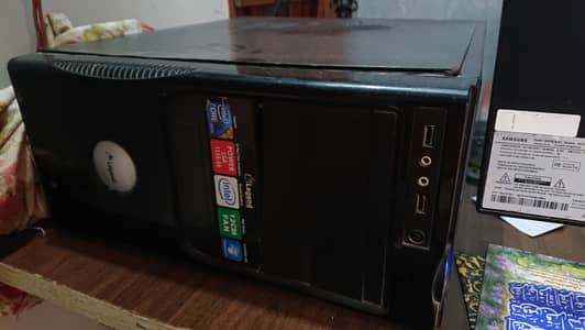 Core I7 4th gen | 12GB RAM | 128GB SSD + 500GB HDD