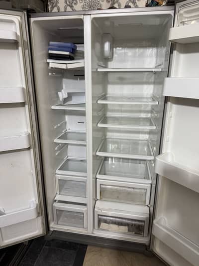 Samsung double door fridge