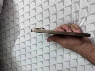 Apple iphone 16pro max