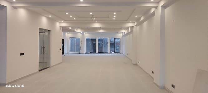 12000 Sqft Brand New Office Space MM Alam Road For It, Software & Bank, Multinational Company