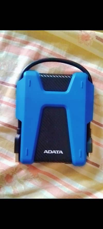 2TB EXTERNAL HARD DRIVE/ PORTABLE HARD DRIVE FOR SALE