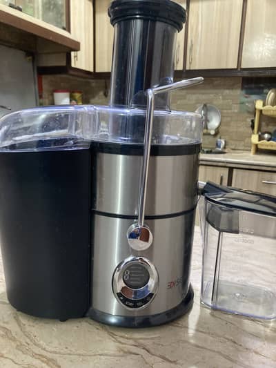 Juicer/ Juice Extractor