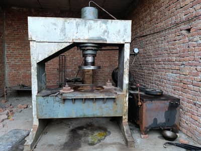 press machines  03 items