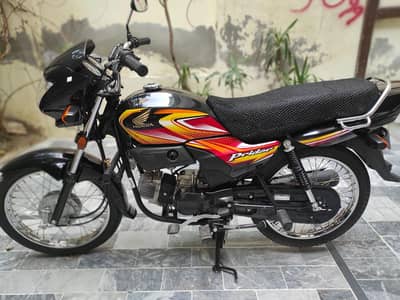 Honda pridor 24-25 10/10 condition