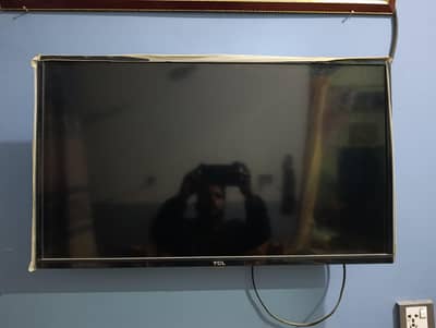 32 inch TCL LED