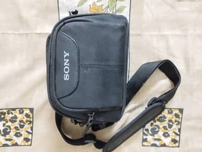 Sony NEX-5 Mirror less camera with genuine cover n sony flash n  batt