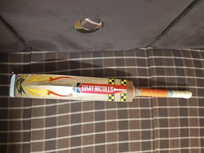 CRICKET BAT