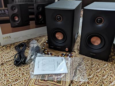 Edifier MR5 Studio Monitors