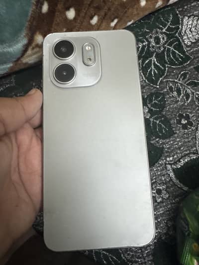 Infinix 9 hd with box  4 /128