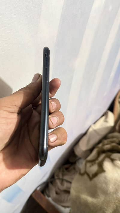 iphone SE (factory unlock) 128gb PUBG 60 fps