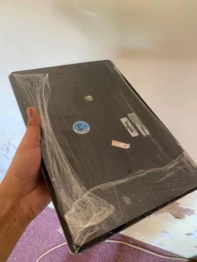 4Gb Orr 32Gb Storage 10 By 10. .