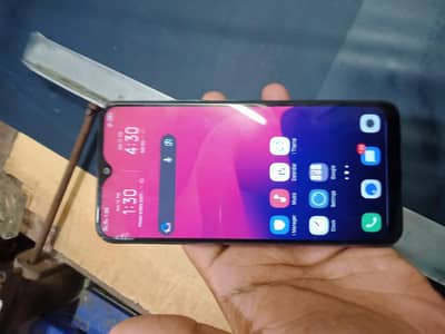 vivo y17 4/64 good condition