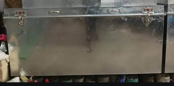 Brand New Peti with Stand