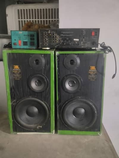 speaker and amplifier