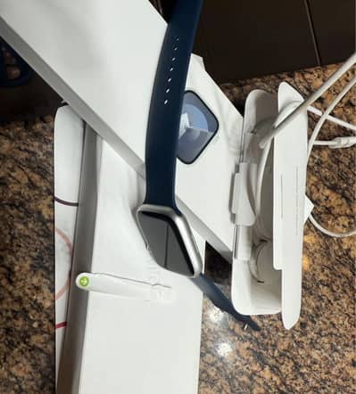 Apple Watch Series 9 99% BH 45MM Starlight Colour Like Brand New