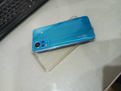 Infinix note 12  With box