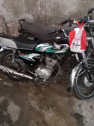 Honda cg 125 2023 model