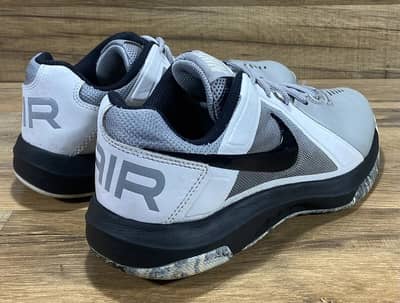 NIKE Men’s Air Mavin Low