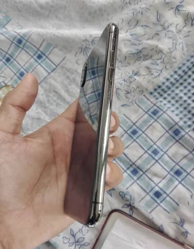 10 by 10 256 03365034062 watsap