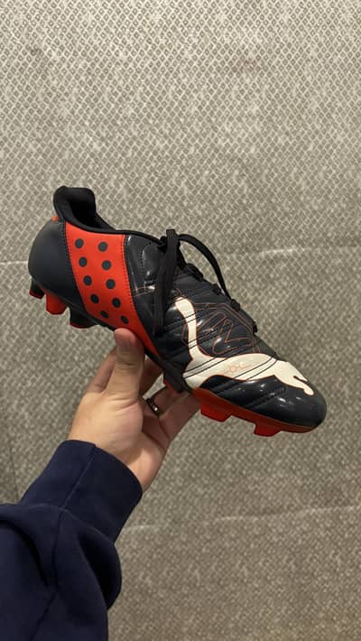 Puma Evo Power 4 Football Shoes [UK 8, US 9, EUR 42]