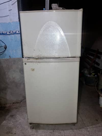 Dawlance Large frige
