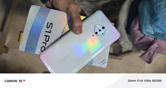 S1 pro 8+128 with box