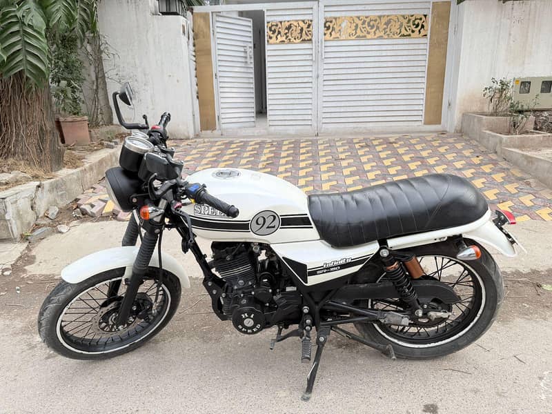 Hi Speed Infinity 150 | Low Mileage | Stylish White Edition - Cafe ...