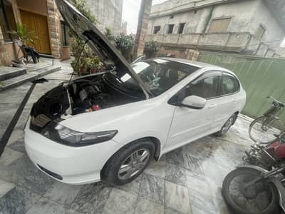 City 2018 model ivtec ( Good Condition )