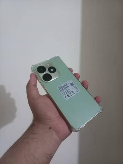 Tacno spark 20c  4+4 ram 128 rom 10/10 condition