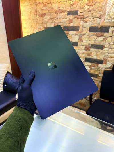 Microsoft Laptop 3 i5 10th Gen 4k resolution Touchscreen