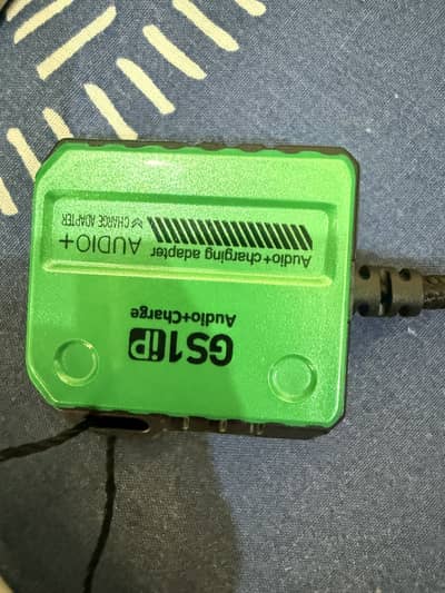 Iphone Splitter Lighting 2in1 with Original cable and Handsfree