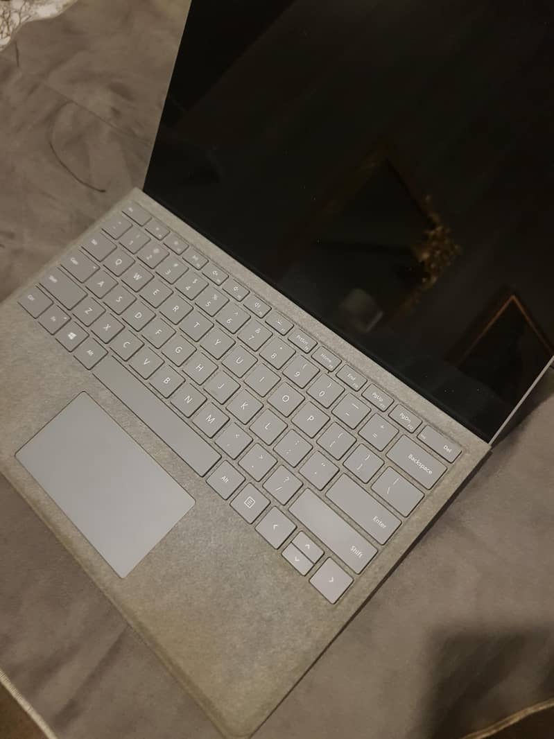 Microsoft Surface pro 5 4