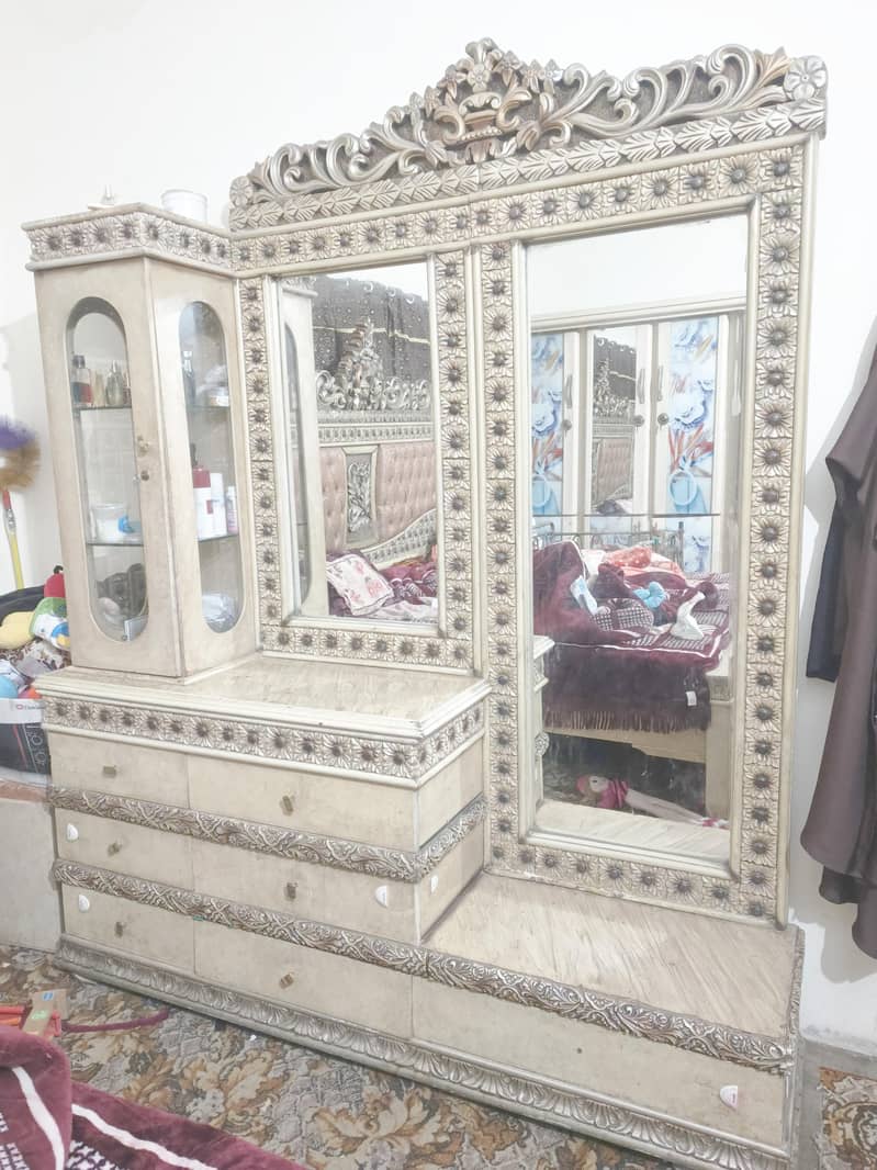 chinyoti dressing table 0