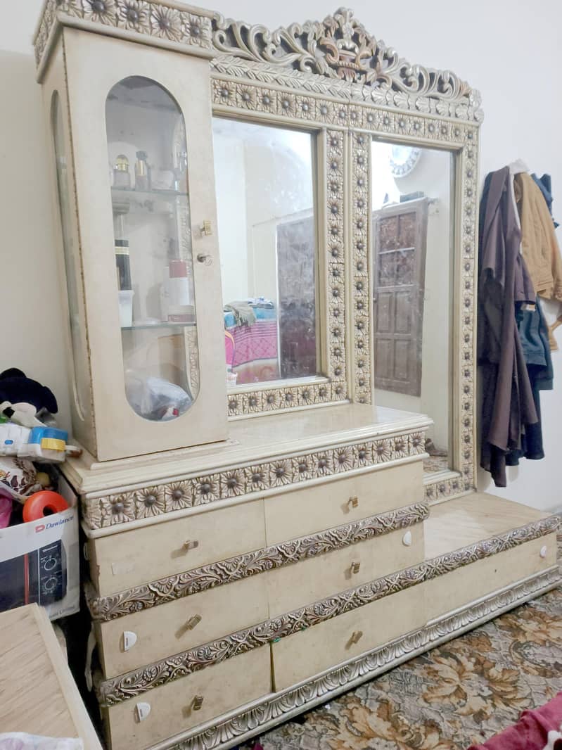 chinyoti dressing table 1