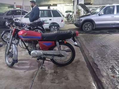 honda CG 125 modal 2015.