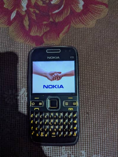 Nokia e72 good. condition bus battery change honi ha