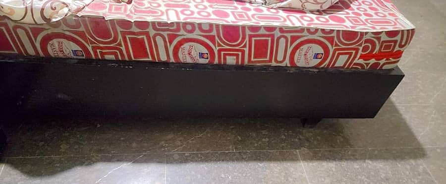 Bed and Dressing Table 2