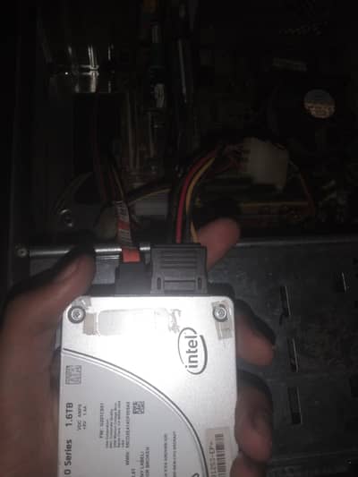 Intel SSD DC S3610 SERIES 1.6TB enterprice Drive l 100% health