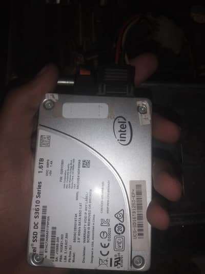 Intel SSD DC S3610 SERIES 1.6TB enterprice Drive l 100% health