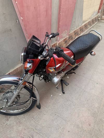 Honda 125 Motercycles