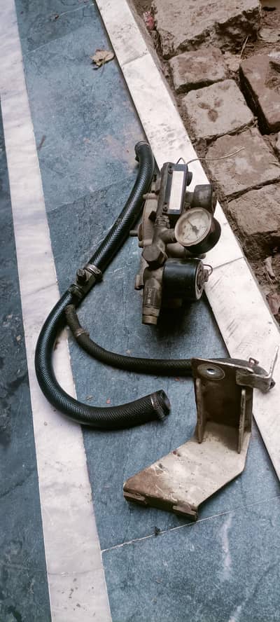 Suzuki Mehran CNG kit