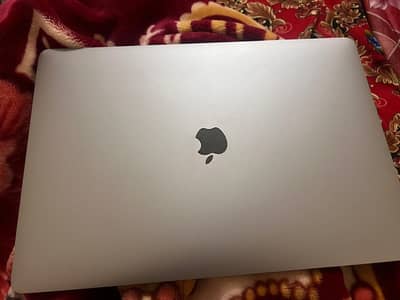 MacBook pro 2019 32 GB ram 512 ssd