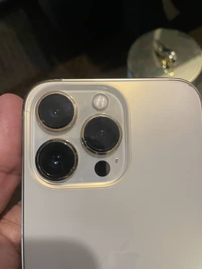 IPhone 13 Pro Gold - 10/10 Condition (84% Battery Genuine Health)
