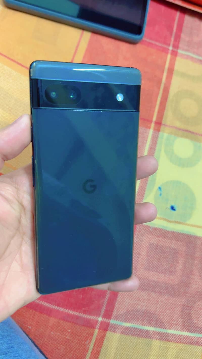 Google Pixel 6A 1