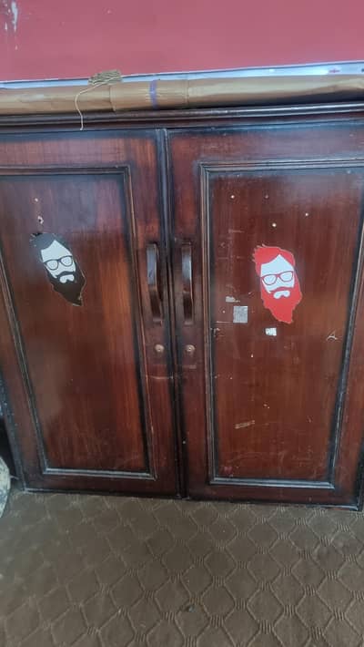 Solid wooden wardrobe for sale perfect used no damage j