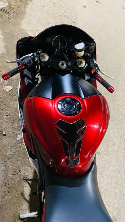 Yamaha YZF R6 / 2014